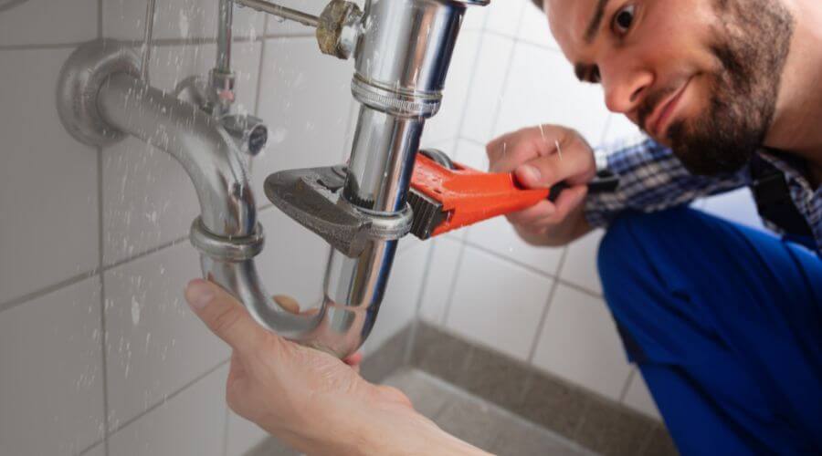 Professional sink repair in Branford, FL